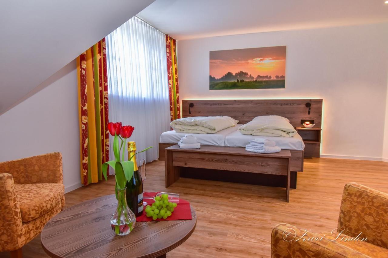 Hotel Zwei Linden - Links Der Elbe - Niedersachsen Balje Exterior photo